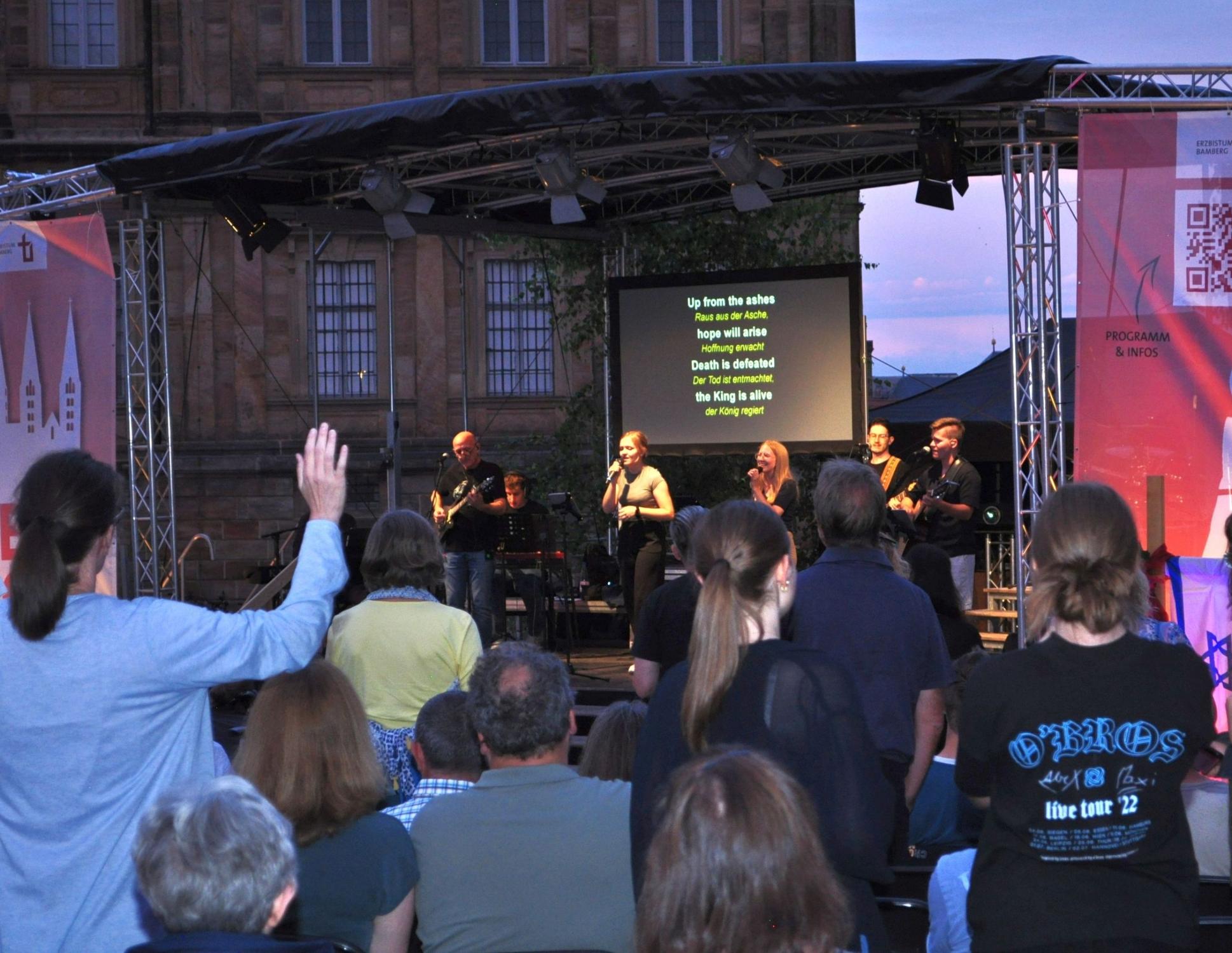 Praisenight Domplatz 2024 Fotostrecke